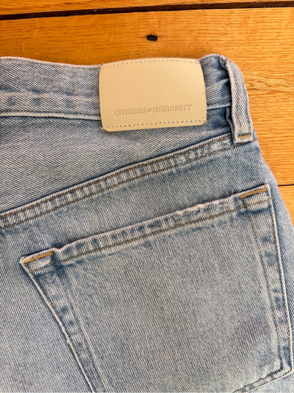 Citizens of Humanity Abita Light Blue Denim Shorts 26 - Picture 3 of 5